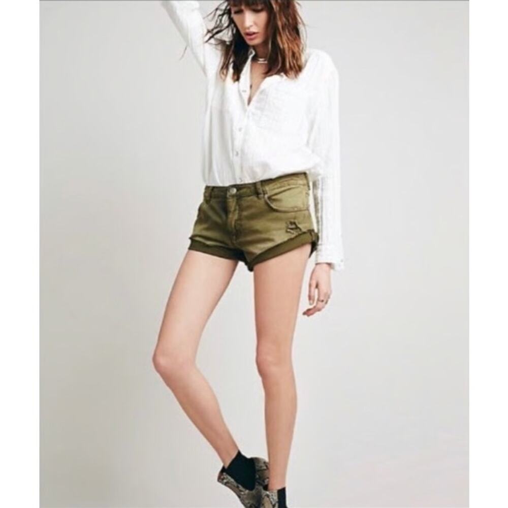 Free People Irreplaceable Distressed Cut Off Jean Cotton Shorts in Army Green